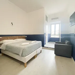 https://boezio-boutique-suites.it-romehotels.com